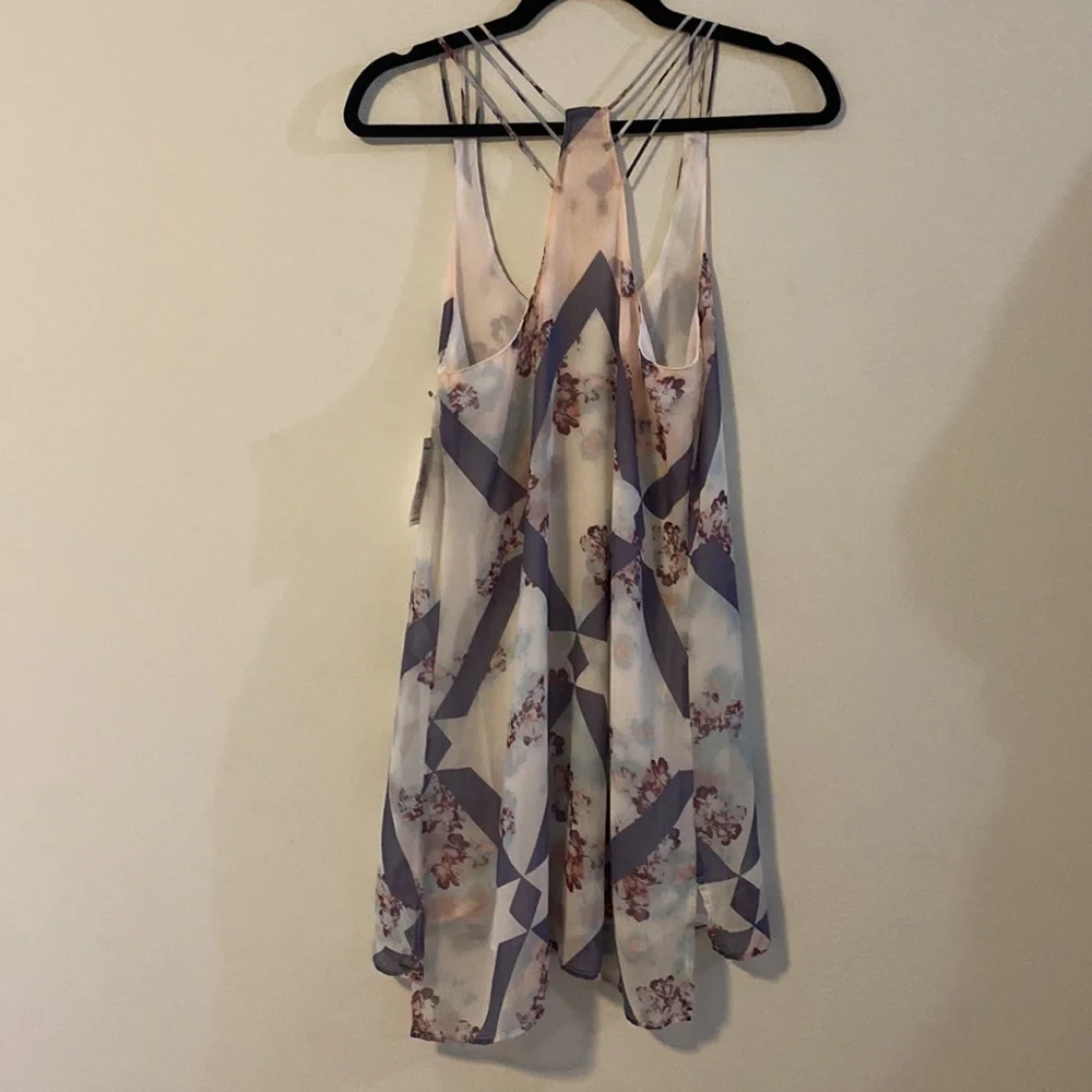 NWT, O’Neill, Bohemian Floral Dress, Pink & Lavender, Sheer w/ lining - Picture 7 of 10